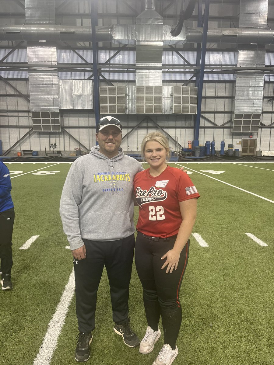 busse_ava's tweet photo. Thank you coaches for another great camp at SDSU!!!!! Always a great time to play softball, learn about SDSU culture, and be able to work with the coaches and players!!! GO JACKS!!!🐰@KristinaMcSwee6 @GoJacksSB https://t.co/uiLYW5yIr8
