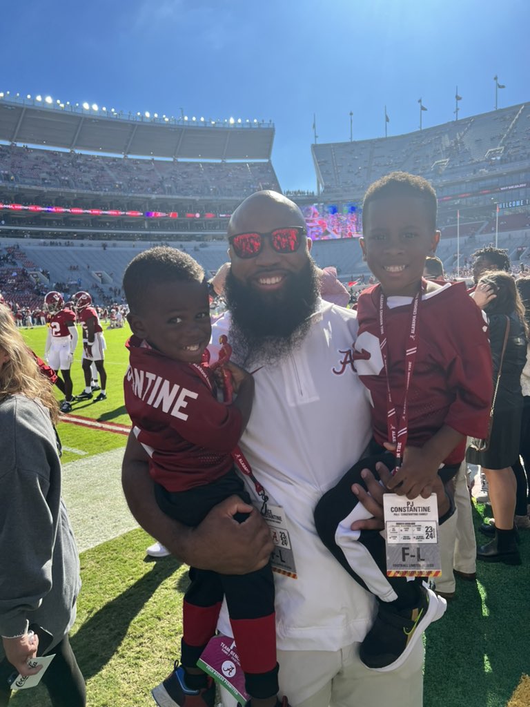 MrsJaneseC's tweet photo. We made it to BDS for the final home game and my boys made it the whole time! We love supporting our fav @BamaCoachPaul #RollTide 🐘 https://t.co/FrpSywCExh