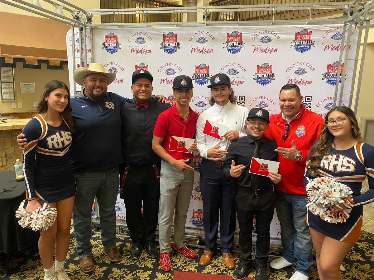 So proud of our guys! Hard work always pays off. @RangerFtbl <a href="/Daniel_Chavez08/">Daniel Chavez</a> <a href="/theederekk3/">Derek Vasquez</a> <a href="/Noah_Ramirez1/">Noah Ramirez</a> <a href="/manny1114_/">Manny Garcia</a> <a href="/devanquintana1/">Devan Quintana (DQ)</a> #BAM #riverside4ever