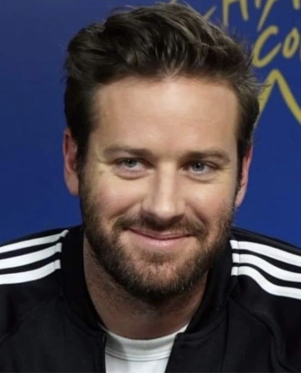 Beautiful Armie hammer ❤️a beautiful smile and gorgeous face