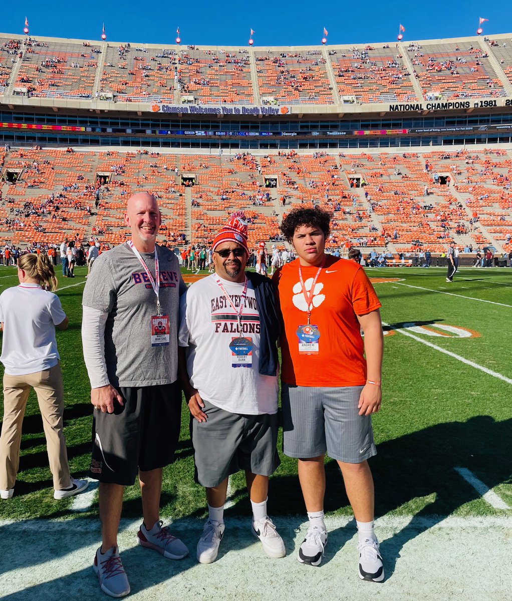 Andrew_Durr53's tweet image. Amazing visit at Clemson University thank you coaches for giving me this opportunity to come down @CoachBatson @ClemsonFB @Coach__TA @marty_martens82