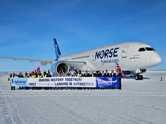 TravelGumbo's tweet photo. #787Dreamliner #BiggestPlane to #LandInAntarctica #SupplyTrip #ttot
TravelGumbo NEWS
By Travelers, for Travelers
https://t.co/ixdlYYi8wn https://t.co/RexwIbzEuD