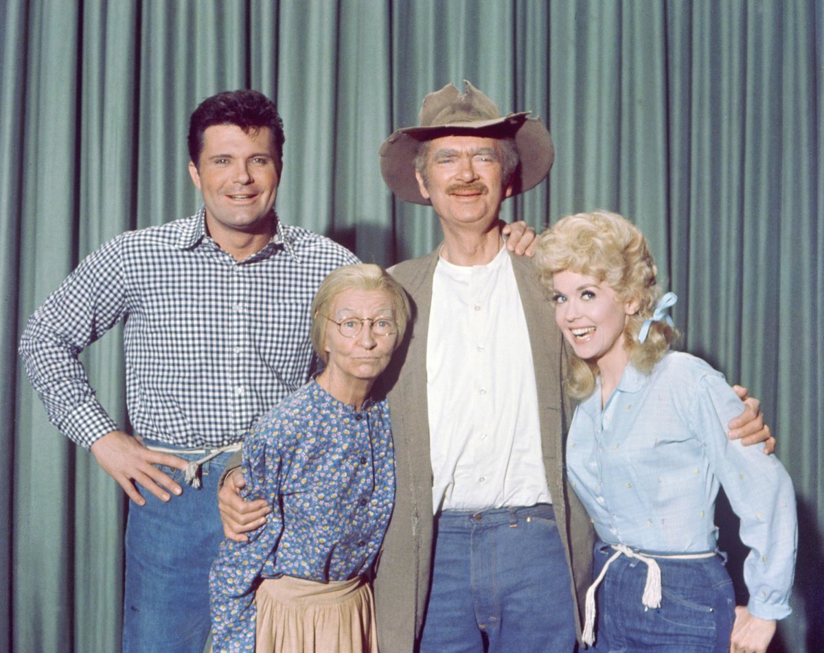 FB_Helmet_Guy's tweet photo. Fun fact. The Lions are 8-2 for the first time since 1962, when The Beverly Hillbillies was the most popular show on television. https://t.co/bqlBwEQxxl