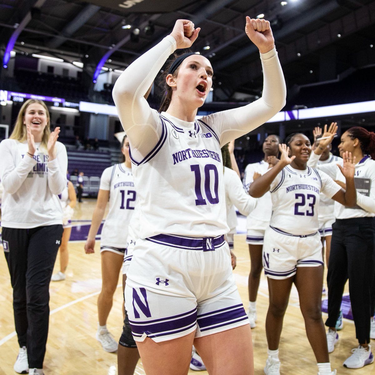 .<a href="/caileighwalsh10/">Caileigh</a> is HER 👑

✅Career High : 27 Points
✅Career High : 14 Rebounds
✅4th Career Double-Double