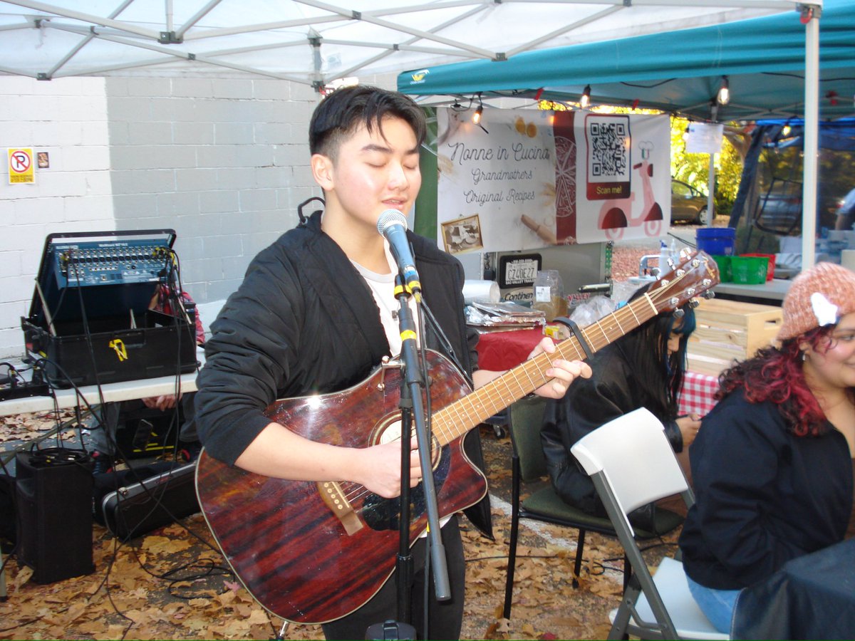 37messages's tweet photo. Downtown Chico https://t.co/RFEDOby0qN