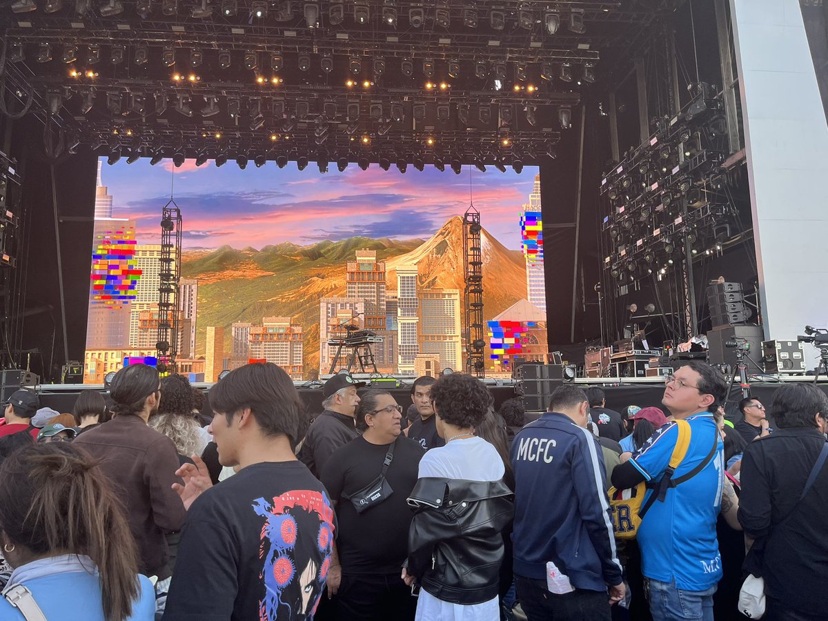 Four months has been too long. #thefinalcountdown #ShowsOfALostWorld23 <a href="/thecure/">The Cure</a> <a href="/RobertSmith/">ROBERT SMITH</a> <a href="/CraigatCoF/">Chain of Flowers</a> <a href="/curefans/">curefans</a> <a href="/curefandoc/">curefandocumentary</a>