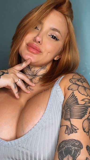 Quer uma foto minha? Bem del&iacute;cia ? 🤭 deixa um coment&aacute;rio e da RT que te chamo no privado 🔥  #RETWEEET<a href="/tag/girl"class="tags"><span>#girl</span></a><a href="/tag/pornhub"class="tags"><span>#pornhub</span></a><a href="/tag/xxx"class="tags"><span>#xxx</span></a><a href="/tag/retweeet"class="tags"><span>#retweeet</span></a>