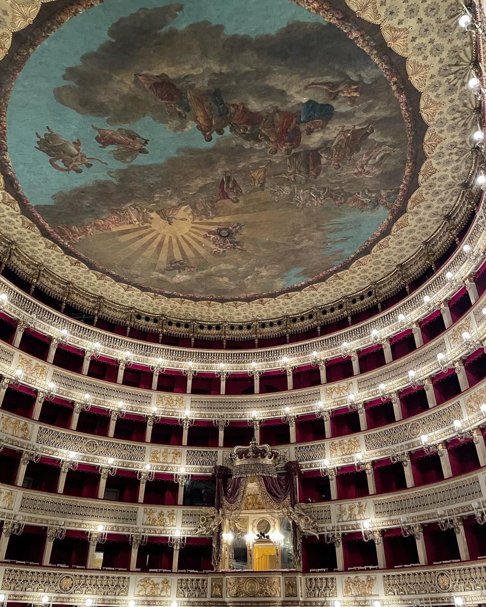 MalkkiConductor's tweet image. Incredible evening, an incredible audience reception, the most memorable debut in the most historic opera house of the world: the @teatrosancarlo in Naples. 

#sohappy #totallyamazing #opera #napoli #musica #opera #mahler #singing #mammamia #ilovemyjob #sonofortunata #grazie
