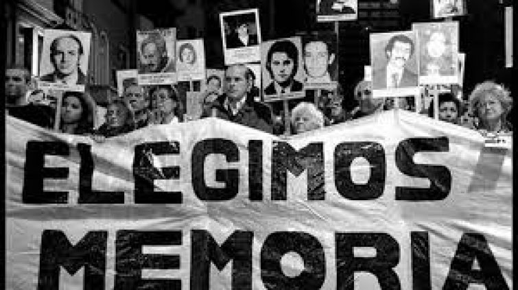 un pais sin memoria esta condenado a repetir su historia.