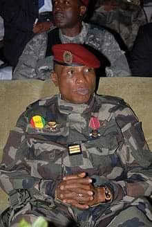 DelphineSankara's tweet photo. 🔴Guinée🇬🇳/#Moussa_Dadis croyais à la démocratie et à ses valeurs ✔️

#Mamady_Doumbouya ne croit pas, il l'a même fustigé à l'@ONU_fr 😩 Ce dernier a le soutien de sa belle famille.

La lutte continue.... https://t.co/CiKCkBNbwt