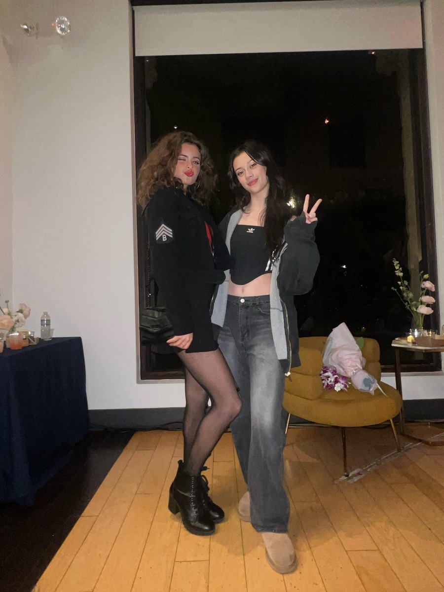 brooklynhob's tweet photo. My Megan♥️ https://t.co/jHEQaLZhgu