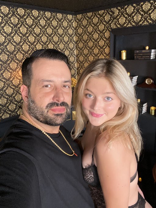 Looks like an Angel&hellip; but&hellip; 😈😈😈😈 https://t.co/0L7JwBEXqd<a href="/tag/mvsales"class="tags"><span>#mvsales</span></a>