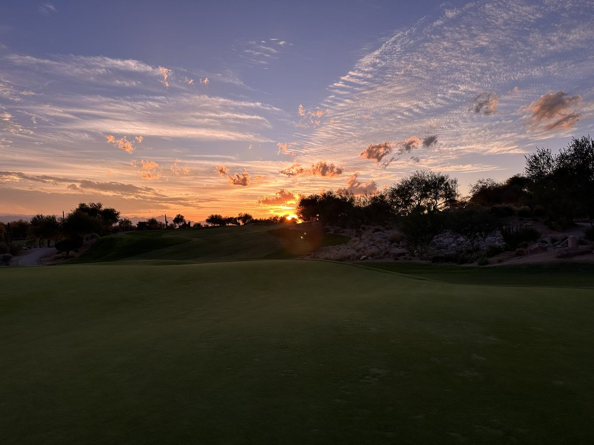 PassauerDental's tweet photo. As the sun sets on another great @officialcdocs course.   It was a pleasure getting to work with my mentor again @BoltchiImplants.  When it comes to implant education he is second to none.  Can’t wait for his new grafting course coming next year in 2024!  #passauerfamilydentistry https://t.co/aipqbAcqeu