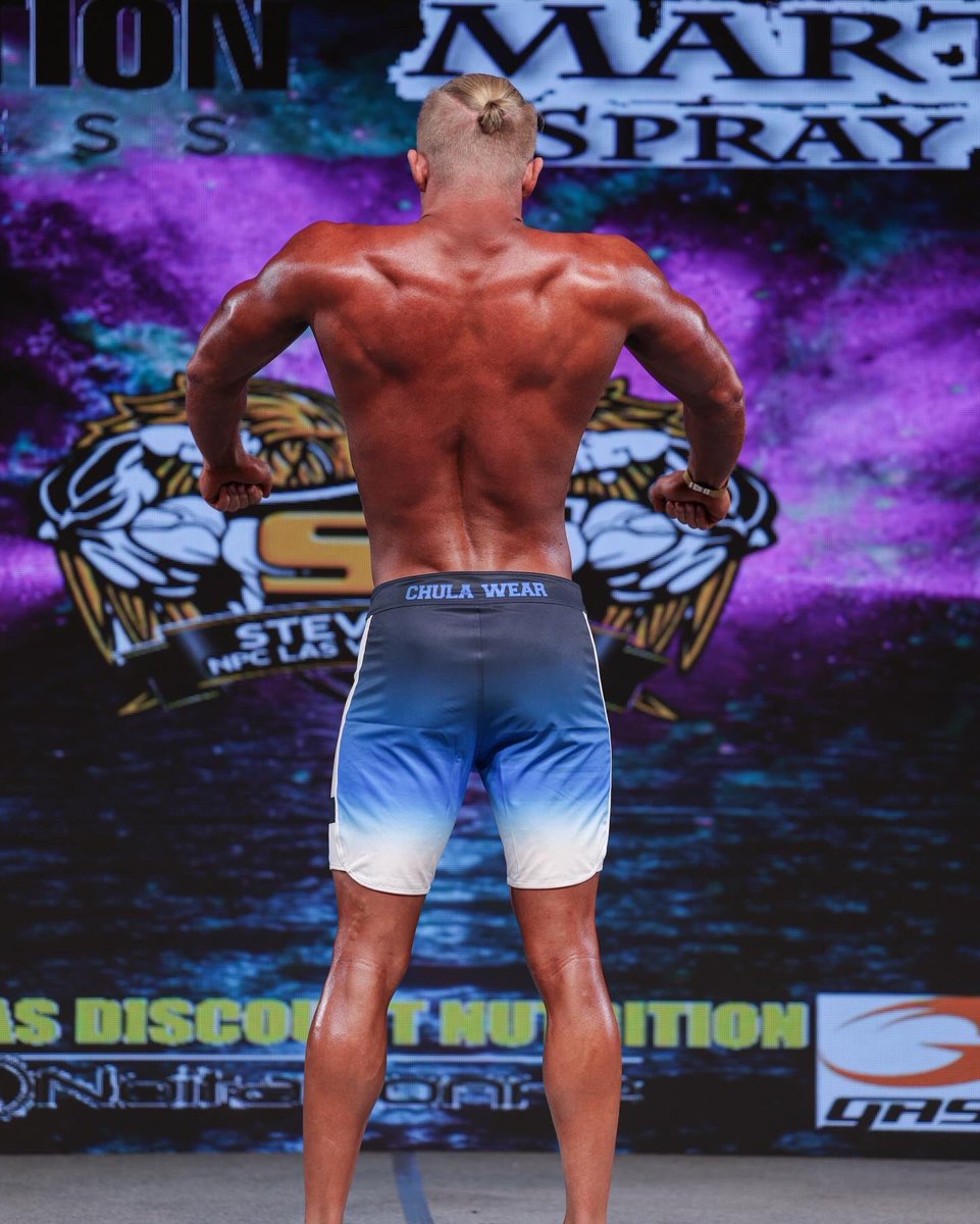 City of Lights turned to City of Gold for last weekends @NPC_SteveKarr!

#MensPhysique
200.5lb at 3.5%pb
2nd Place Open Class F
4th Place Novice Class C

Congratulations to all our competitors, who dominated in Las Vegas!

Got more stage shots coming.

Team: #EliteFitnessTraining