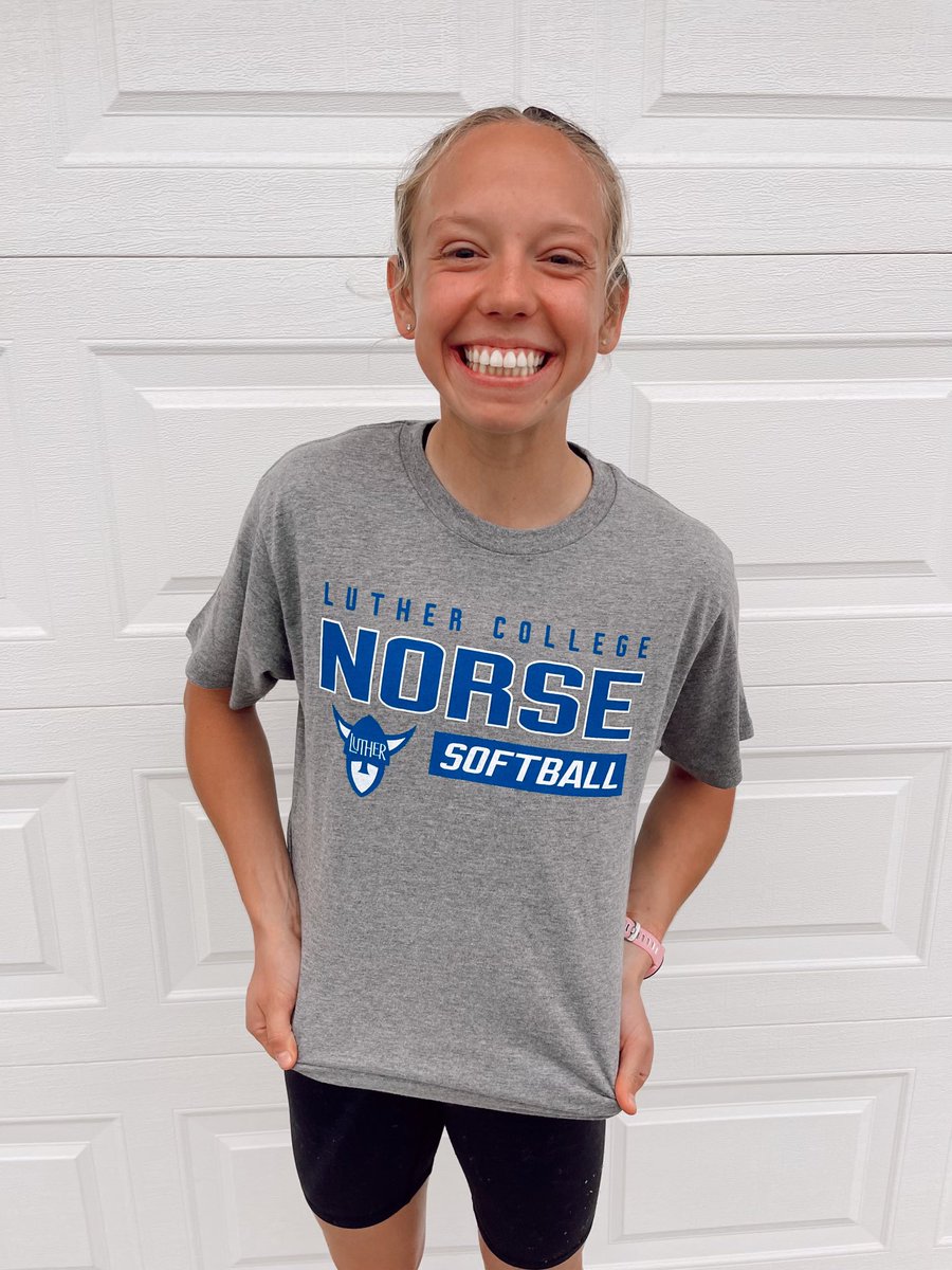 Mya Larsen tweet media