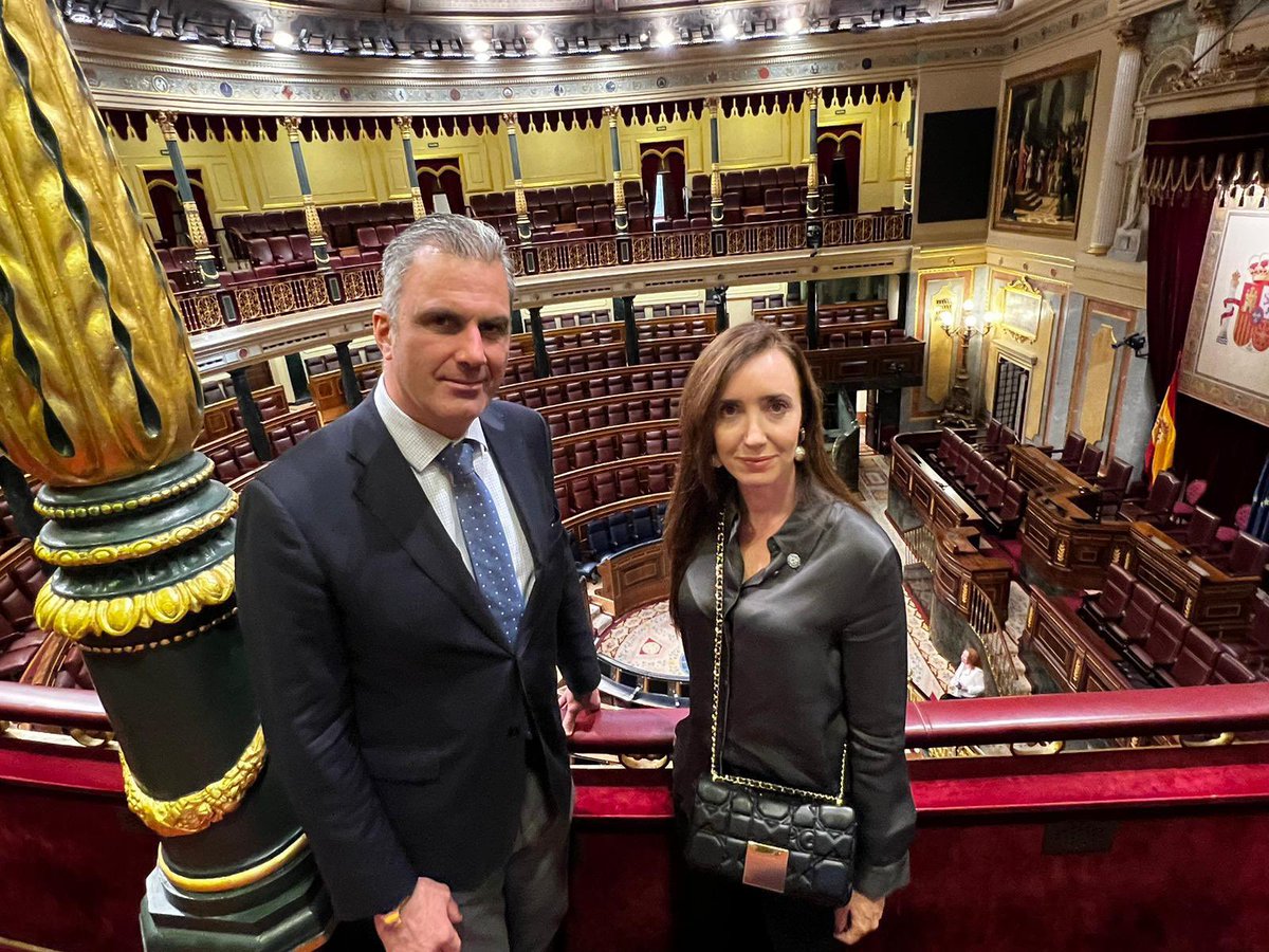 👏🇦🇷 ¡Enhorabuena al pueblo argentino por librarse del peronismo y recuperar la Libertad!

¡Enhorabuena, amiga, <a href="/VickyVillarruel/">Victoria Villarruel</a>!

Vas a ser la mejor Vicepresidente que ha tenido Argentina, garantizando la seguridad del país.