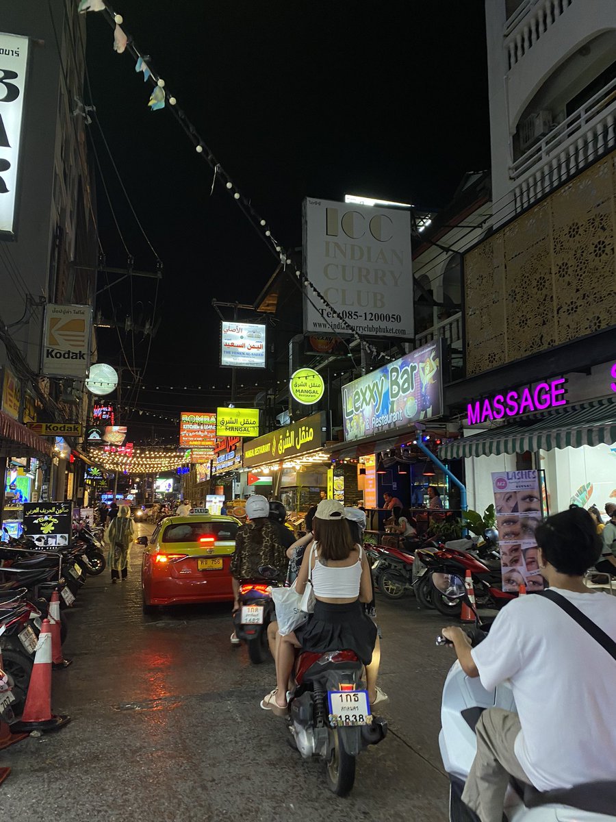 khanita 🦉 tweet media