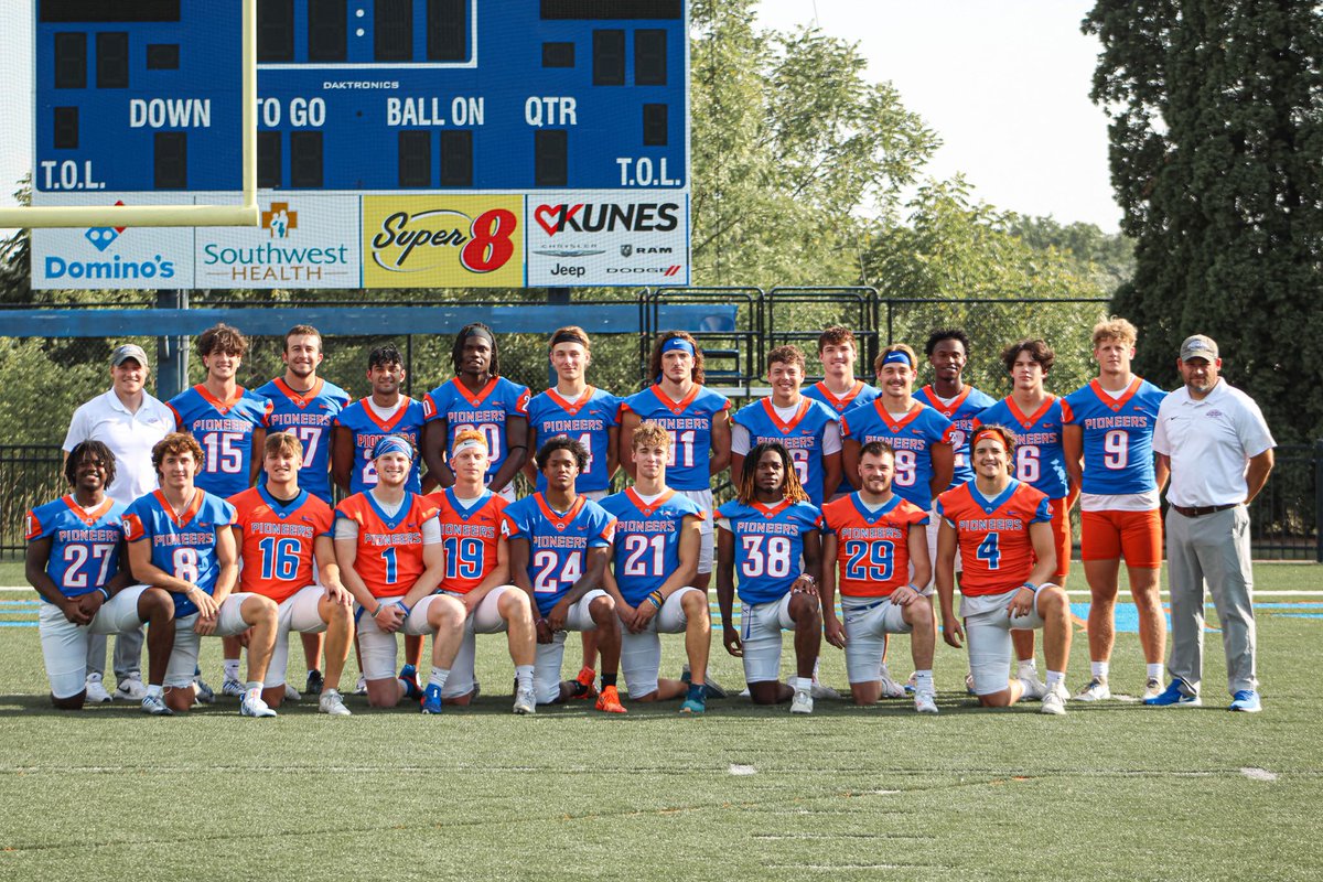 Can’t say enough about this year and what these guys mean to me and this program. A bunch of guys who bought in and gave 100% at everything they did. Fast, Physical, Together. 
#SwingtheAxe