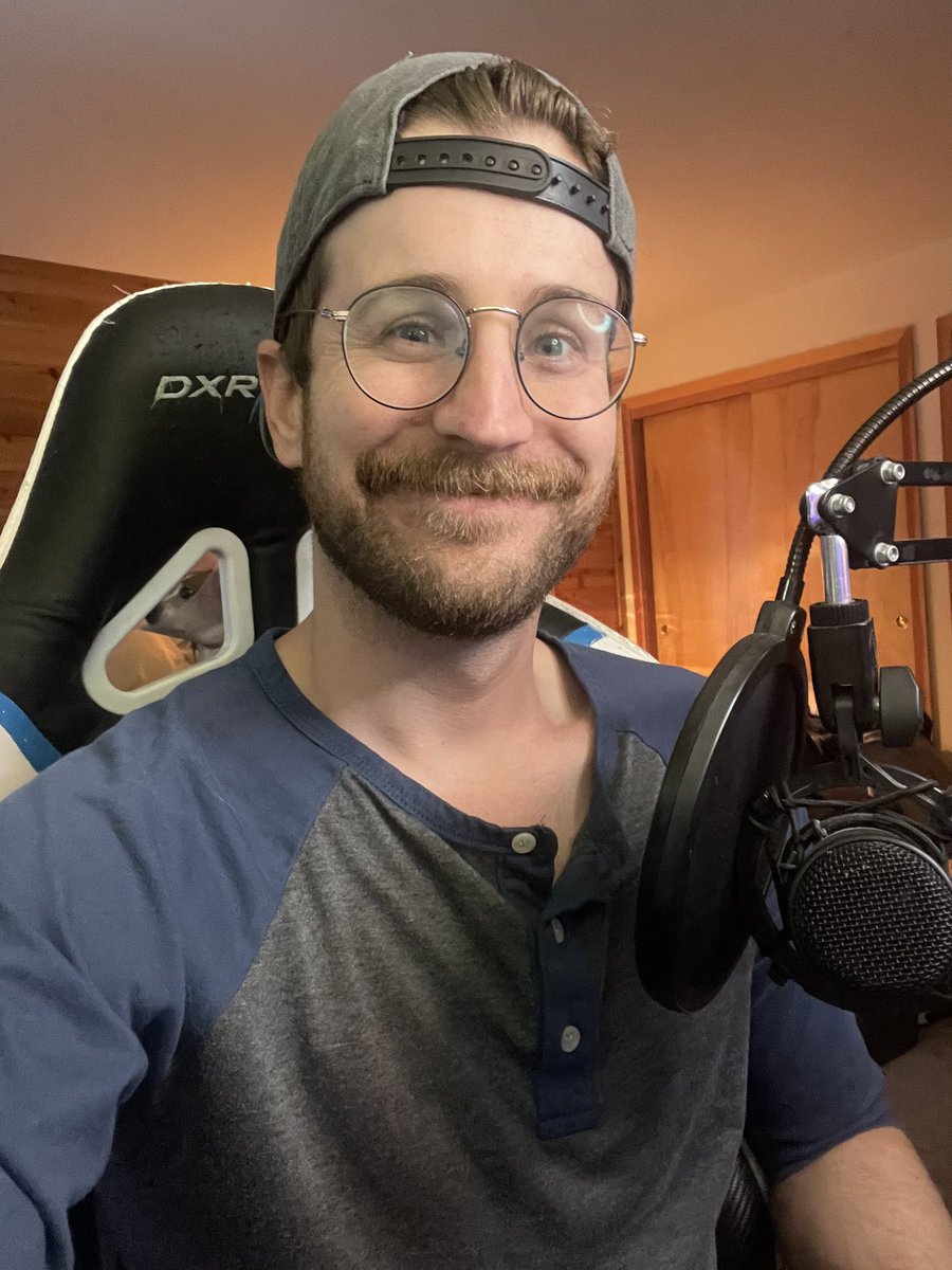 Stream time! Coral Island, feeding Yuri mushrooms.

Live now, link in bio.