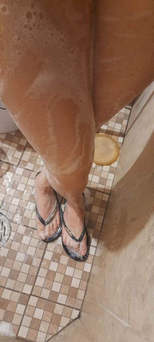 Lista para salir amonos https://t.co/S81NnoWaoG<a href="/tag/red"class="tags"><span>#red</span></a><a href="/tag/navidad"class="tags"><span>#navidad</span></a>