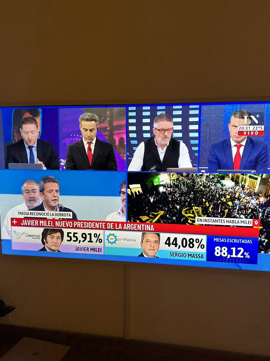 SecomoelDiego's tweet photo. Salud Argentina! Viva la libertad carajo! https://t.co/MHhsxIJpMF