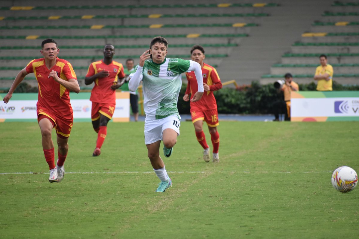 Dale, Risaralda 💚 🤍

Nuestra Selección Risaralda de Fútbol Masculino empató a un gol frente a la Selección Bogotá.

⚽ Yeimar Mosquera.

#TodosSomosRisaralda
@rda_casta_campeones