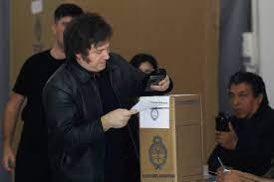 HdPoder's tweet image. Se harán realidad las amenazas de Javier Milei al sistema?