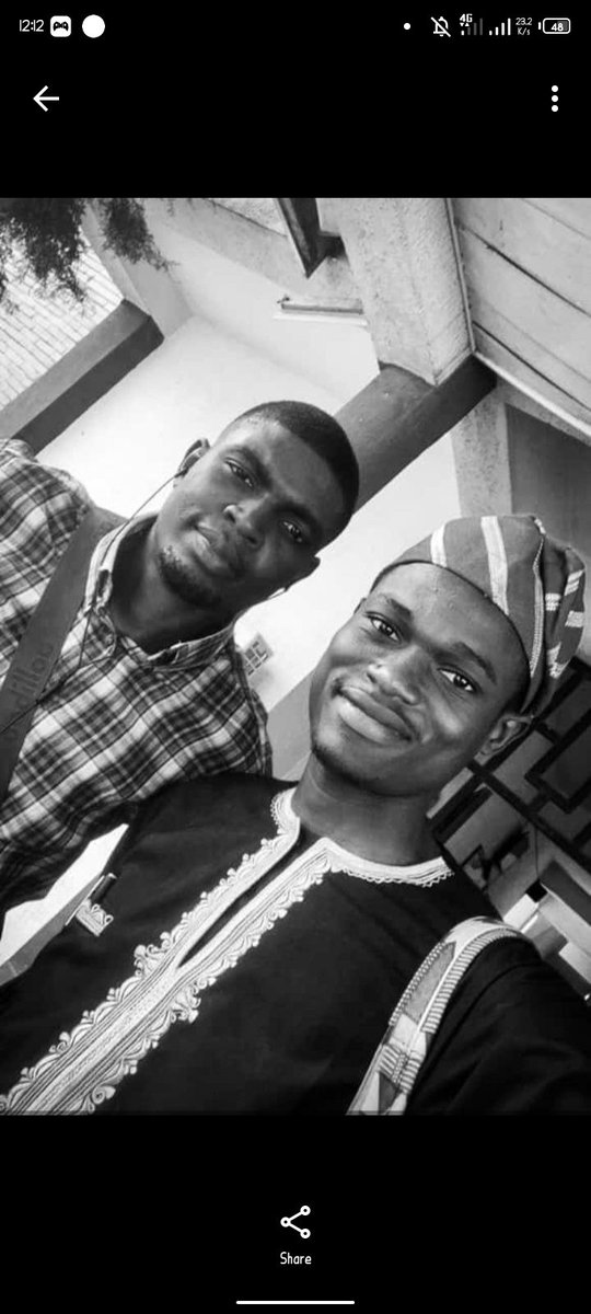 web3_peace_'s tweet photo. Huge congratulations to you, brothers!๐
Through challenging times, my brothers @_consular and @richardalakuko have persevered and graduated with honors. ๐
The pandemic threw a wrench in the works, but you both came through stronger and smarter than ever..
#Futa33rdConvocation https://t.co/250YaLjTHa