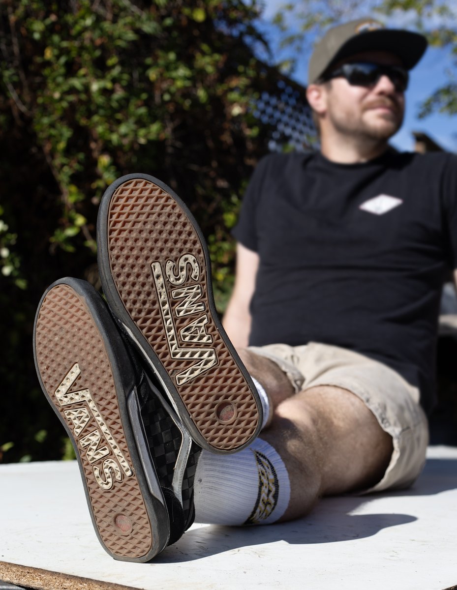 DoubleCrossby's tweet photo. Vans treads from an upcoming "Casual Saturday" photo set (also a video!). Keep tuned with @chicagofootage to check it out when it drops.

#feet #footwear #skateshoes #socks #malefeet #sweaty https://t.co/0OO1lHd5GT