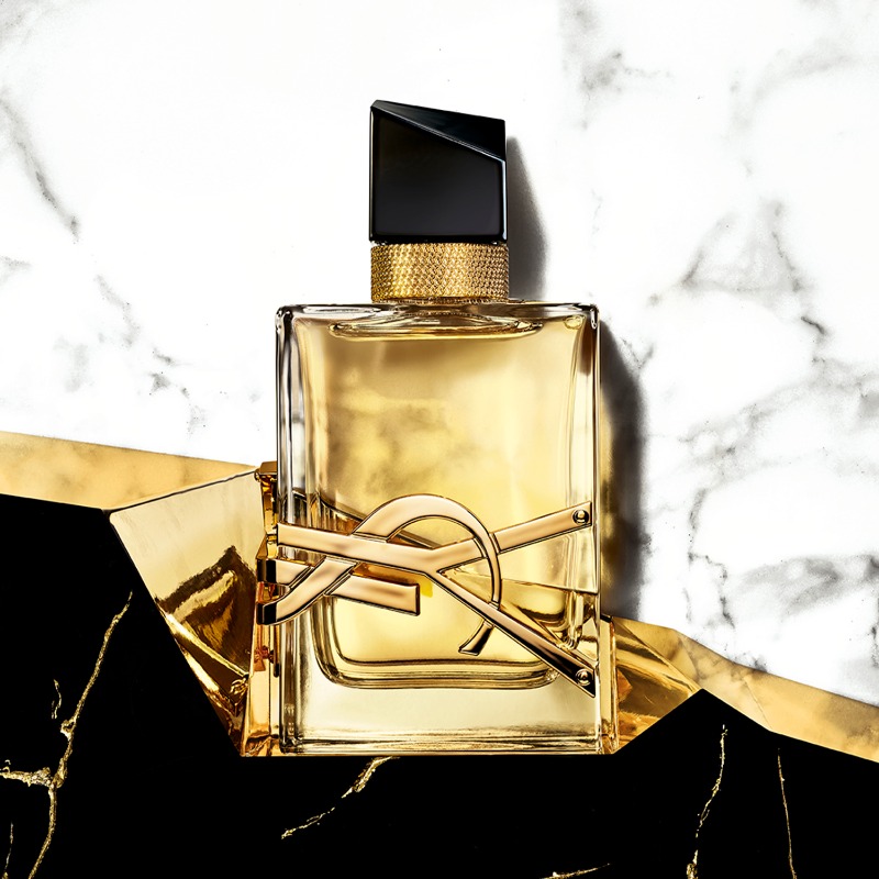 YSLBeautyJP's tweet photo. 【期間限定】本日から開催

YSL LIBRE STAND
表参道ヒルズ メインエントランス

皆様に「リブレ オーデパルファム」1.2mLをプレゼント。

期間中、表参道ブティックではリブレ オリジナル クラッチケースなど豪華特典もご用意。

11/26まで(11:00~19:00)