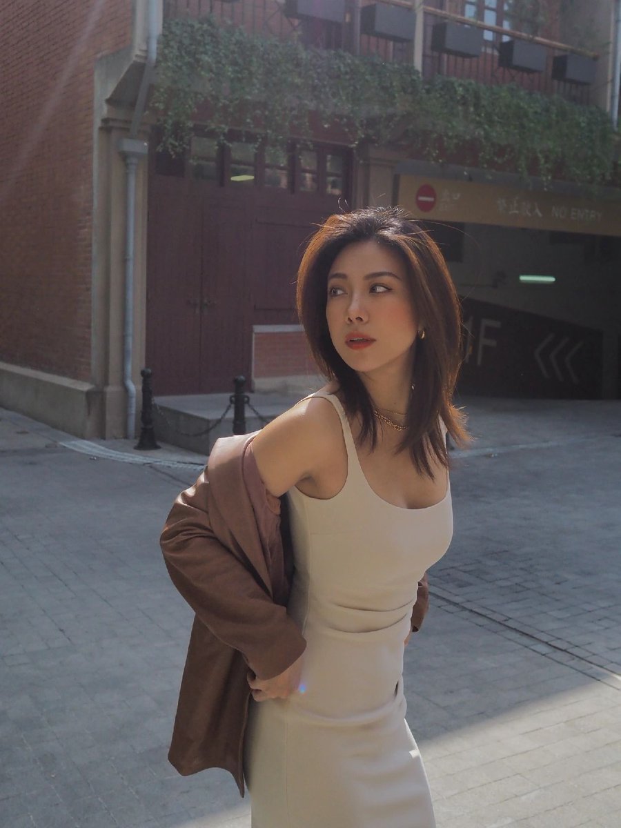 Jinnie990's tweet image. Predict the best performing stocks of the week! 📈

Which stock do you think will be the biggest winner this week? Let's hear your predictions! 💬
 #stock #market #weeklywinner