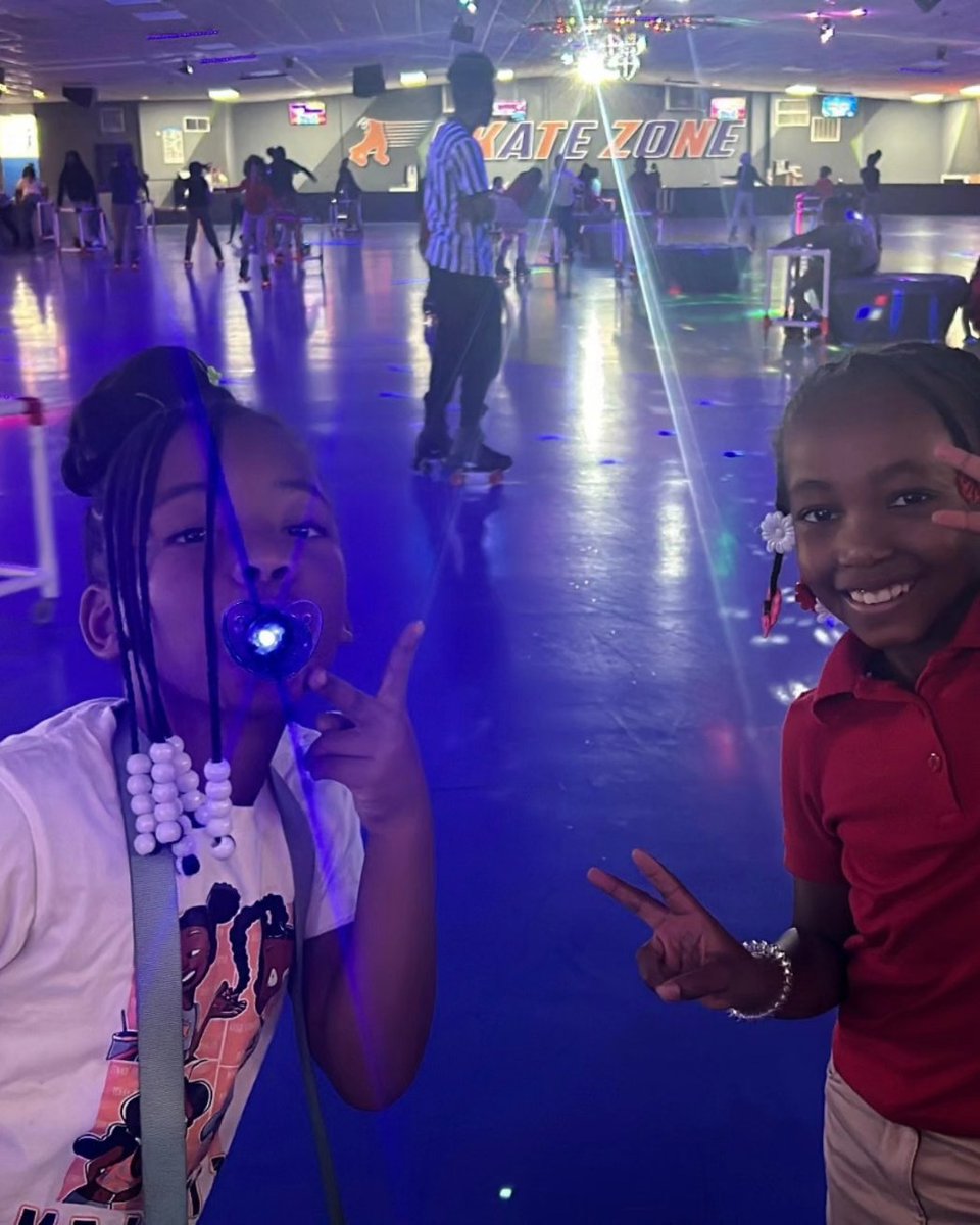 #DojoIncentive 
Our scholars had a wonderful time for their @classdojo incentive trip to the @skatezonecrofton. What incentive is next? #Armstrong #FriendshipProud #AllStars #dccharterproud #skatetrip