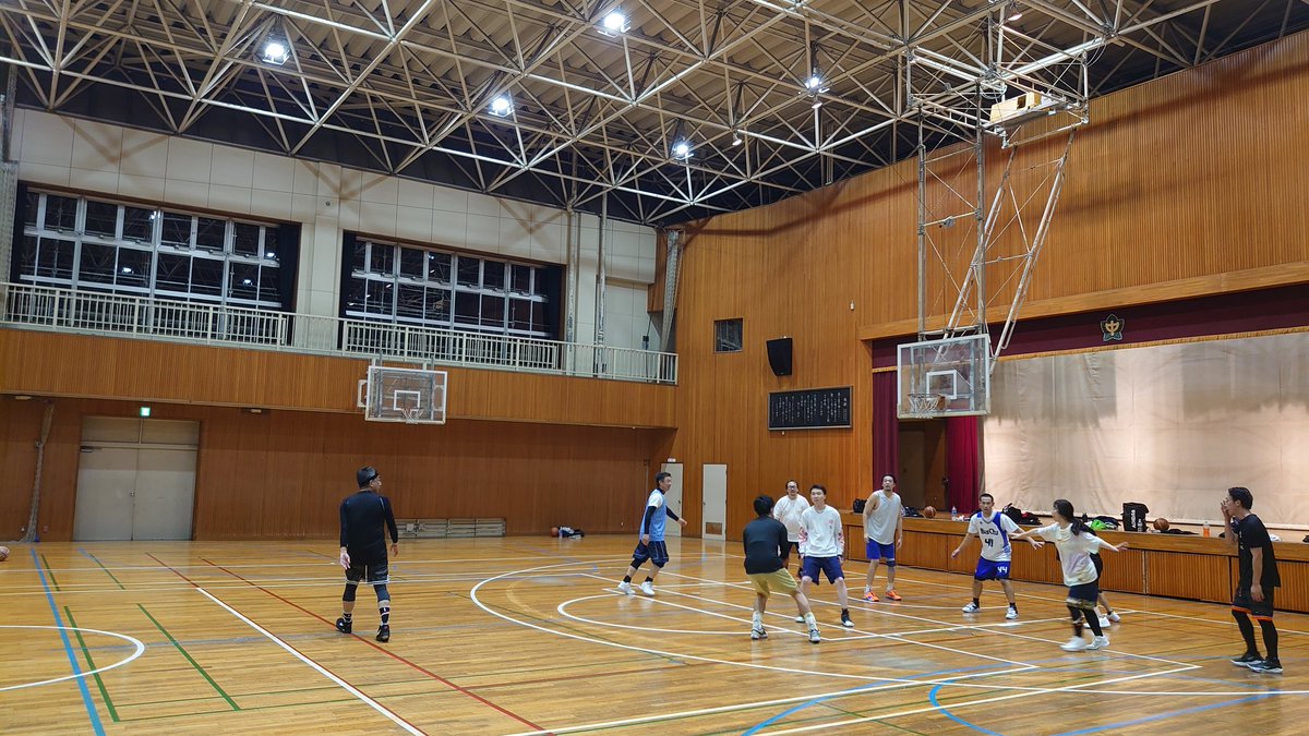 SIMBAS_GROUP's tweet photo. 23.11.19
今回は12人集まりました！

#SIMBASGROUP #SIMBAS #バス中
#basketball #バスケットボール
#西東京市 #立川市
#メンバー募集中 https://t.co/vivYyyKi2W
