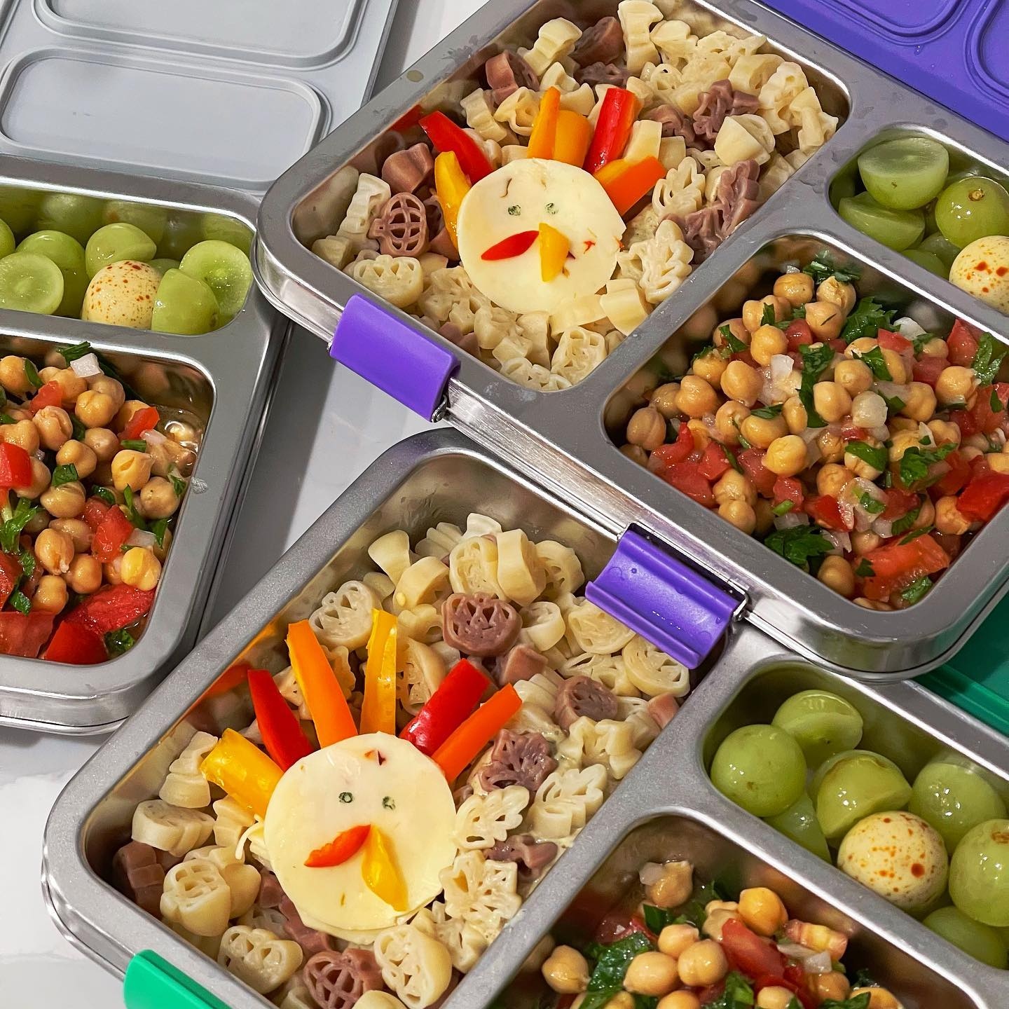 Bentgo on X: Gobble up this goodness! 🦃✨ @lunchwiththeseasons packed a  harvest-shaped pasta dish in her Bentgo Kids Stainless Steel lunch box🍱💚  She even made a Turkey out of cheese and bell