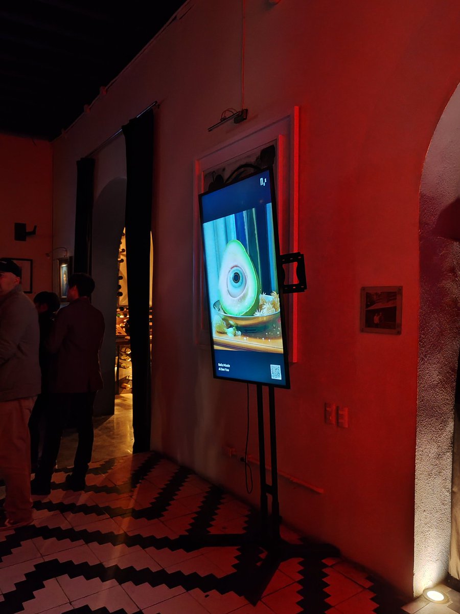 CriptoMexico_'s tweet photo. Here are some photos and you will have the chance to see some videos in next posts.
.
.
Videos en un siguiente post.
#blockchain #latam #japan #art #nft @NoxGallery @techdetech @mxweb3 #criptomexico https://t.co/7waYLWoGKC