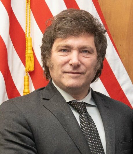 Desde la Plataforma Unitaria Democrática, felicitamos al pueblo de Argentina por una jornada electoral pacífica y democrática, este #19Nov, y al presidente electo, Javier Milei <a href="/JMilei/">Javier Milei</a>.

En Argentina, más de 170 mil venezolanos migrantes, que huyeron de la crisis en Venezuela, se