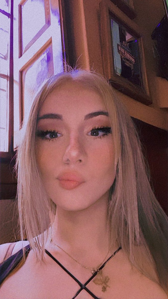 millie’s 🔞 side tweet media