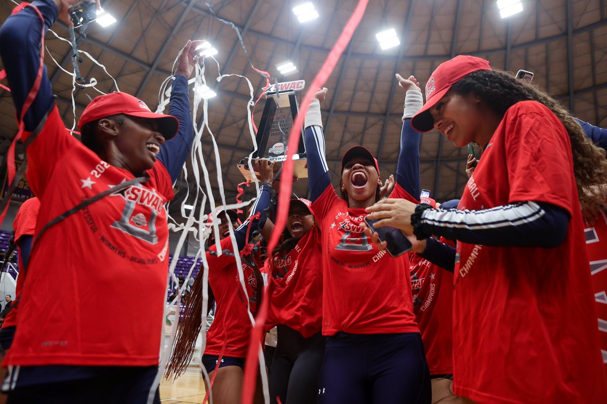 theswac's tweet photo. THE CHAMPS. 🏆🏐

Congratulations to the Jackson State Tigers (@GoJSUTigers) for claiming the 2023 SWAC Volleyball Tournament Title!

📸: @bposports 

#SWACVB | #BuildingChampionsForLife https://t.co/0jH7wf41pj