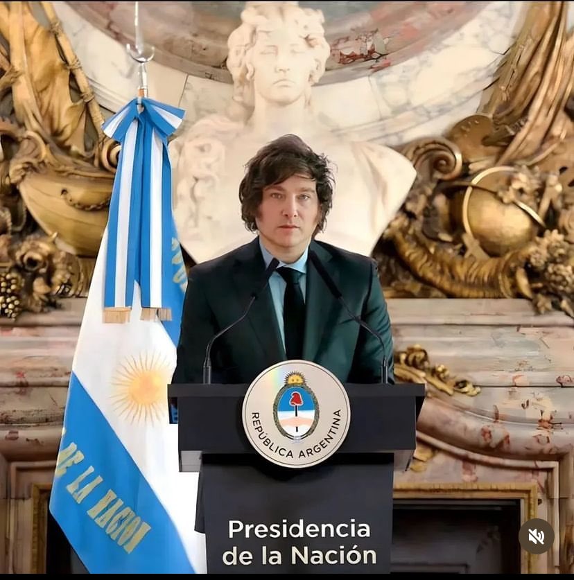 Primero campeones del mundo y ahora con un grande de presidente; Pum, para arriba 🇦🇷🇦🇷!!