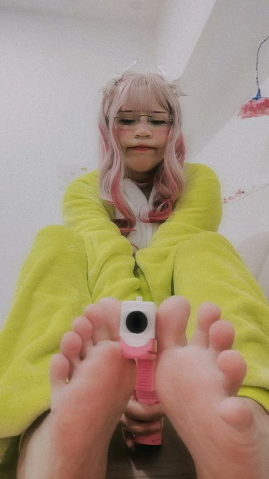 Alto ah&iacute; pajero ☝️😤 que me andas viendo las patas https://t.co/lvBK1nZtgE