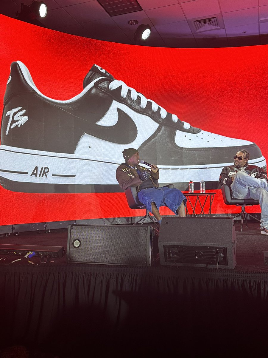 .@lilyachty dropped $16,000 on the original Terror Squad Air Force 1s 😳