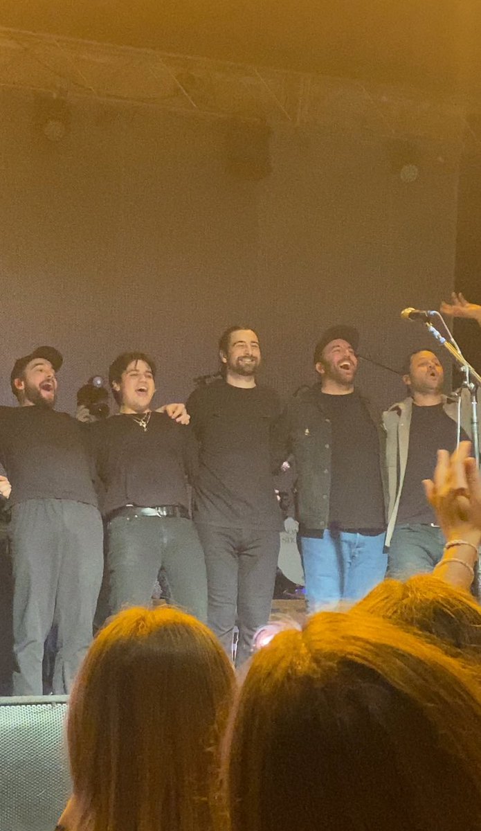 ariaa224's tweet photo. having seen @NoahKahan live. i can now safely say i can die happy with no regrets 🫶🏻 https://t.co/gICEigiTRv