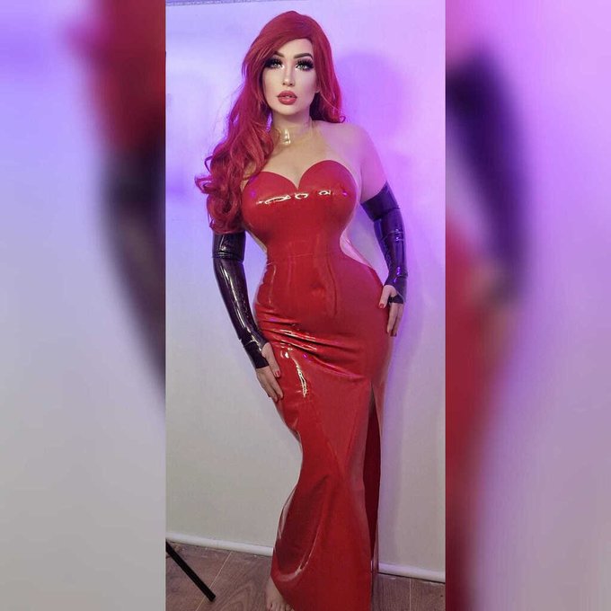 If you see this, say goodnight 😴  Latex Jessica rabbit by Catalyst Latex (tag in comments) https://t<a href="/tag/pvc"class="tags"><span>#pvc</span></a>
