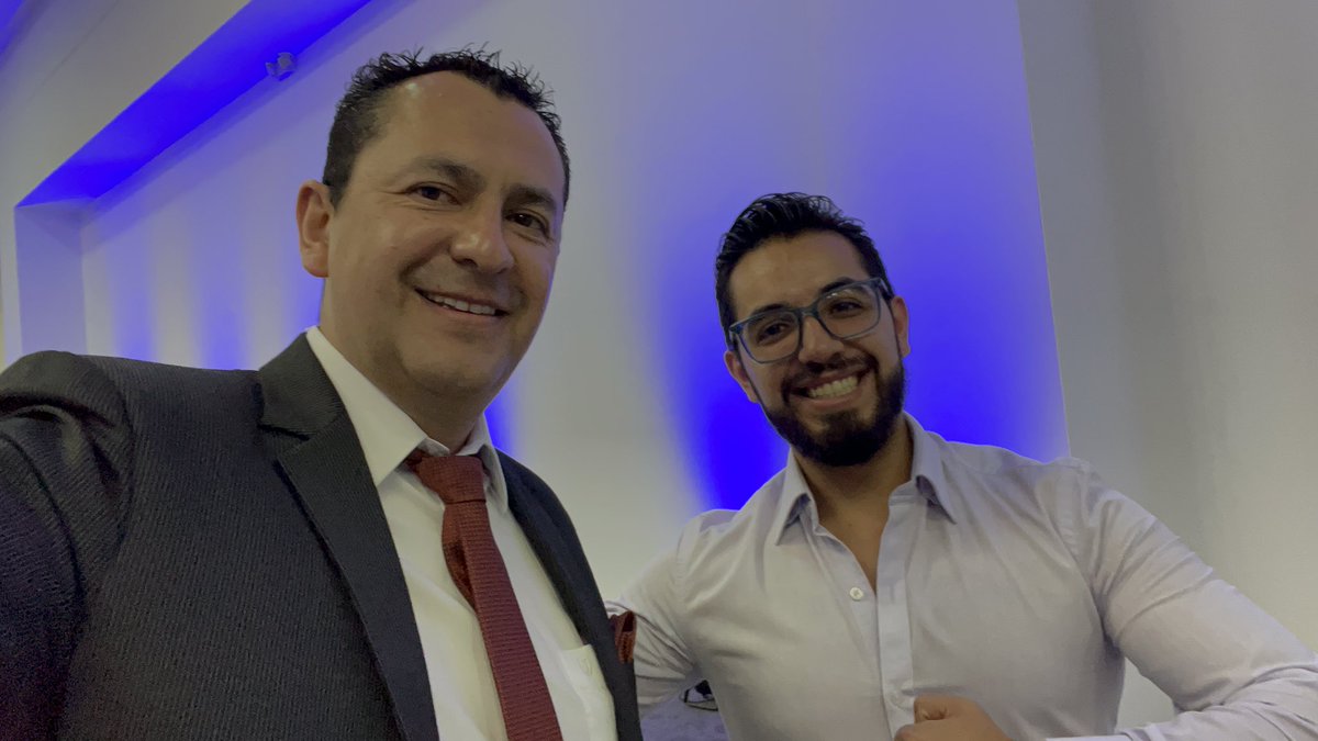 obando55's tweet photo. ExpoBelleza 2023 con los mejores https://t.co/KjGF0RenEK