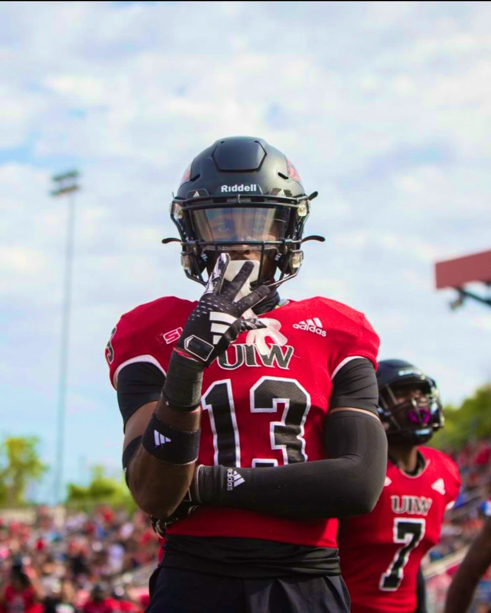 Coach_GSanders's tweet photo. Im proud of this great group of seniors. When I took over this unit in the spring I told them we will be the best secondary in the conference and one of the best in the nation. They fought through adversity every week and led this defense the right way. Thank you for believing 🫡 https://t.co/Vn3A4UdfSb