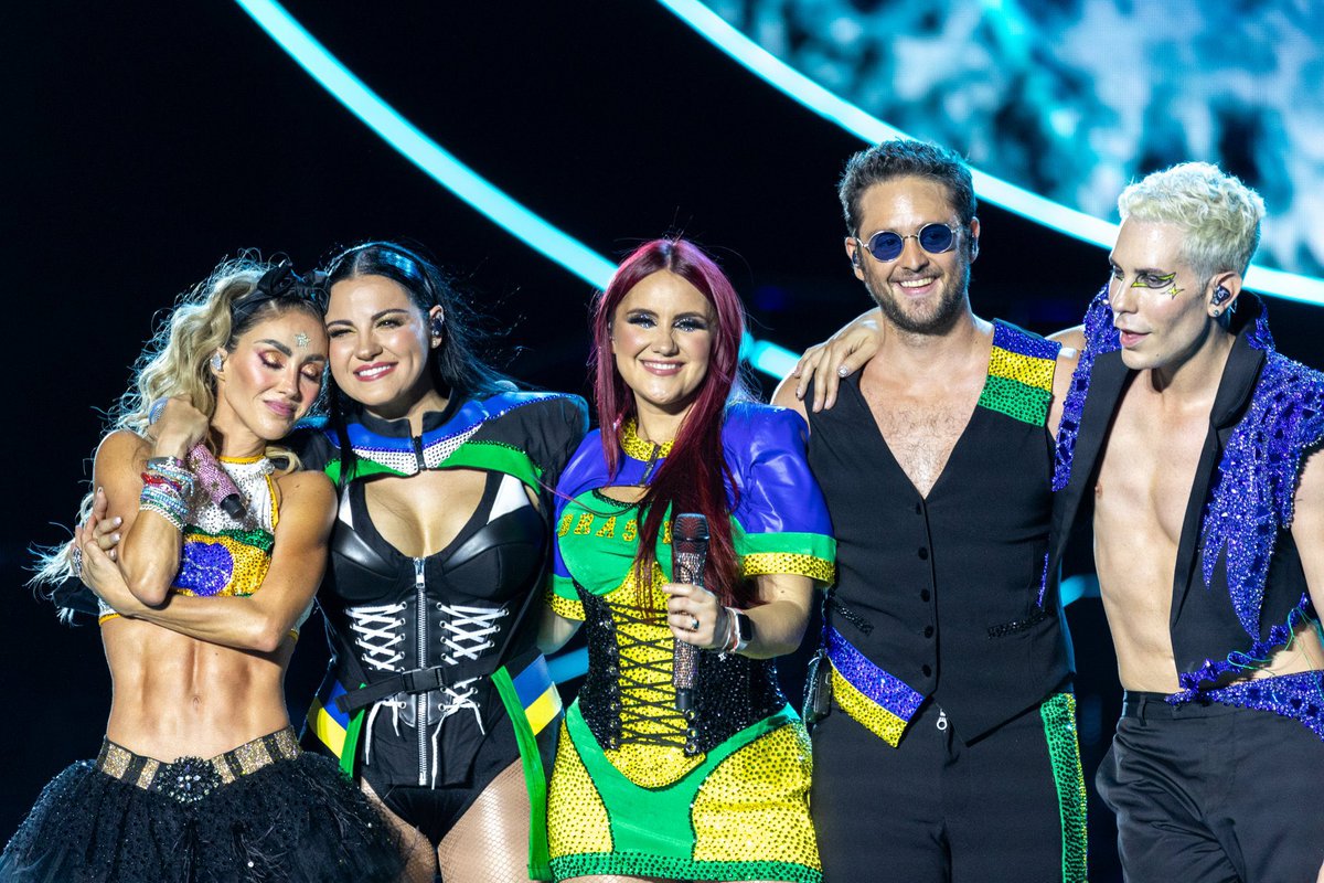 centralmaitebr's tweet photo. DESCULPEM OS OUTROS PAÍSES, MAS IGUAL O BRASIL NÃO TEM, SOMOS OS MELHORES 🇧🇷♥️ https://t.co/D2p62OvcFN