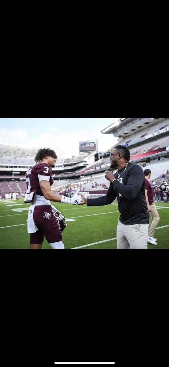 Noah Thomas is 🤩 True Student Athlete, Raised by greatness to be great!! Watch what he will become. ⁦@Thomas3Noah⁩