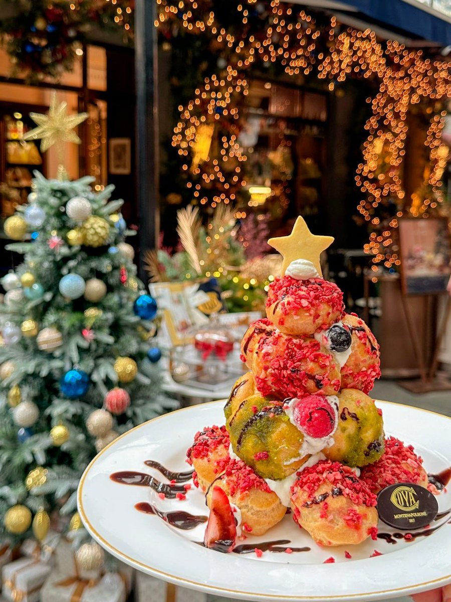 ramirezruby32's tweet image. Christmas is coming, let us celebrate this holiday that symbolizes love and joy in advance. At this beautiful moment, let us touch everyone's heart with our hearts and convey warmth and blessings.