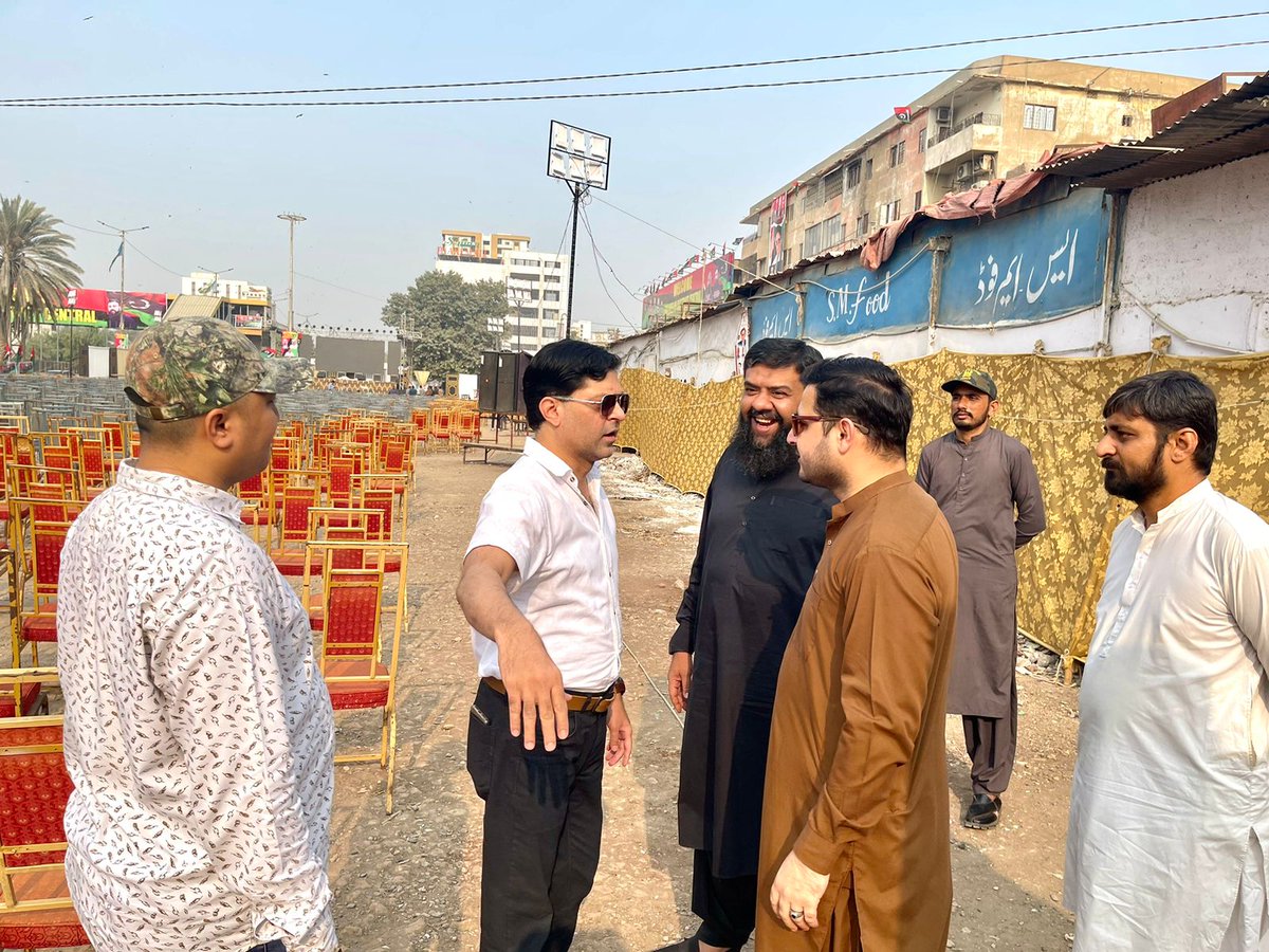 ElectionCellpp's tweet photo. توقیر احمد  حیدری جلسے کی تیاری کا جائزہ لیتے ہوئے
@iDrAsim @FaryalTalpurPk
@BBhuttoZardari @AseefaBZ @MediaCellPPP @PPPDigital_ #inchargeelectioncell #PPP #DistrictCentral https://t.co/0722Lax0Du
