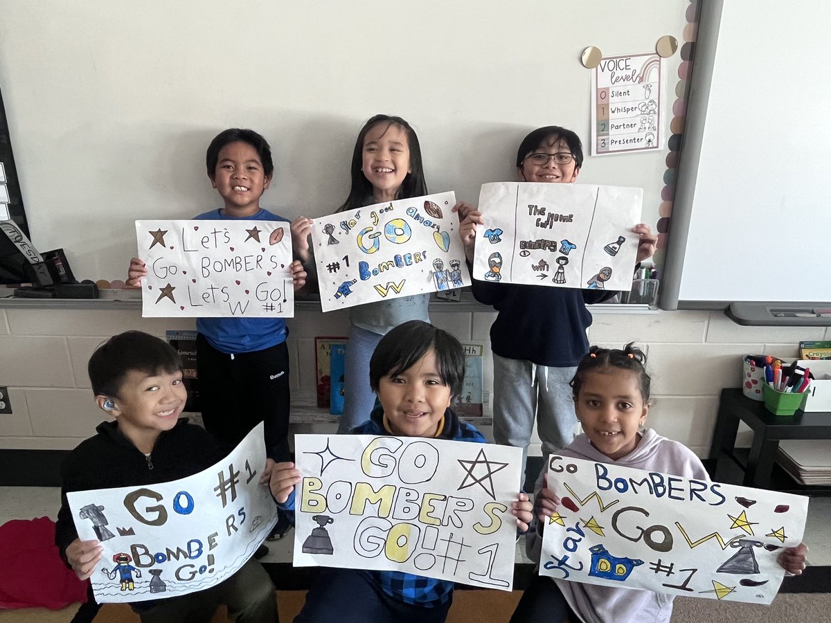 Some more flames cheering on the Bombers. #ReclaimTheThrone 🏈 👑